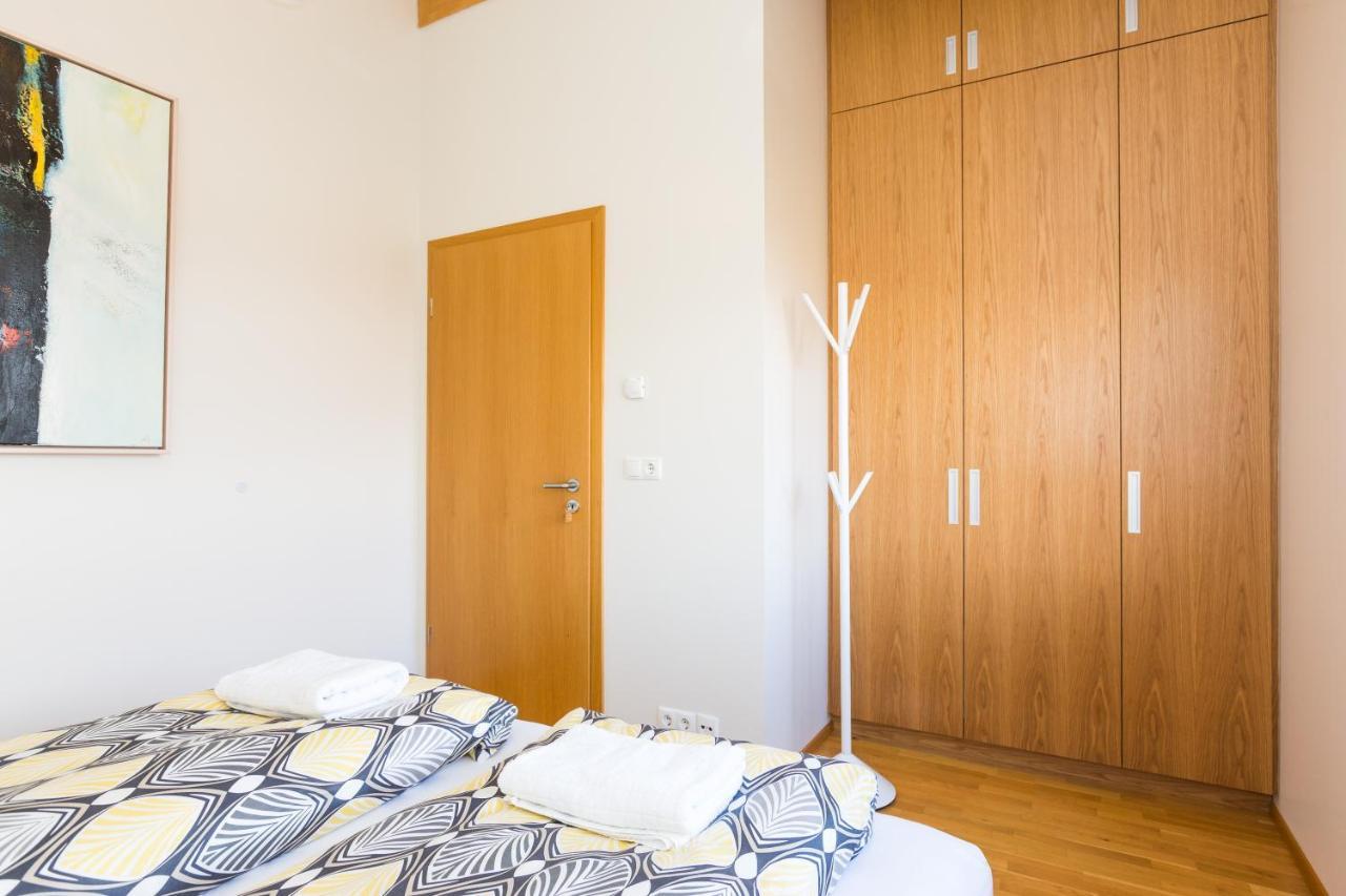 Kvoeldstjarnan Gistiheimili Hotel Stokkseyri Ngoại thất bức ảnh