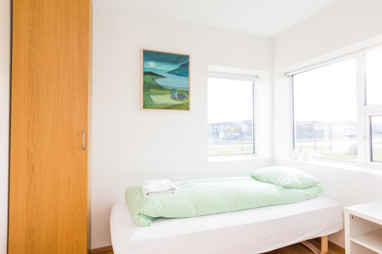 Kvoeldstjarnan Gistiheimili Hotel Stokkseyri Ngoại thất bức ảnh