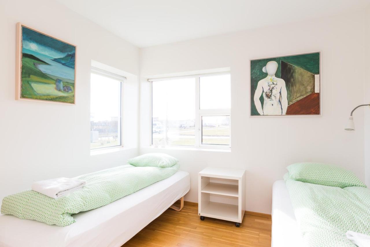 Kvoeldstjarnan Gistiheimili Hotel Stokkseyri Ngoại thất bức ảnh