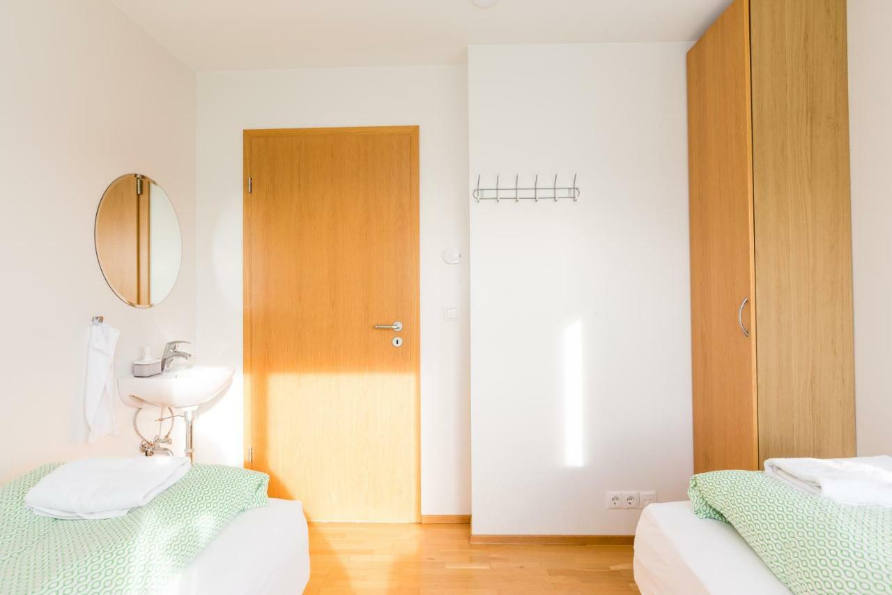 Kvoeldstjarnan Gistiheimili Hotel Stokkseyri Ngoại thất bức ảnh